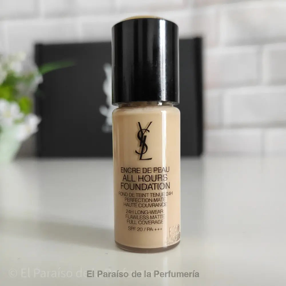 All Hours Foundation - BD10 Warm Porcelain - Base de Maquillaje - base de maquillaje