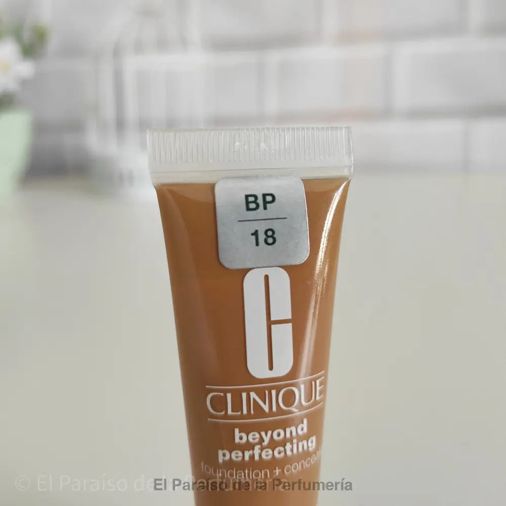 Beyond Perfecting - CN 18 Creamwhip: Base de Maquillaje y Corrector Todo en Uno - base de maquillaje