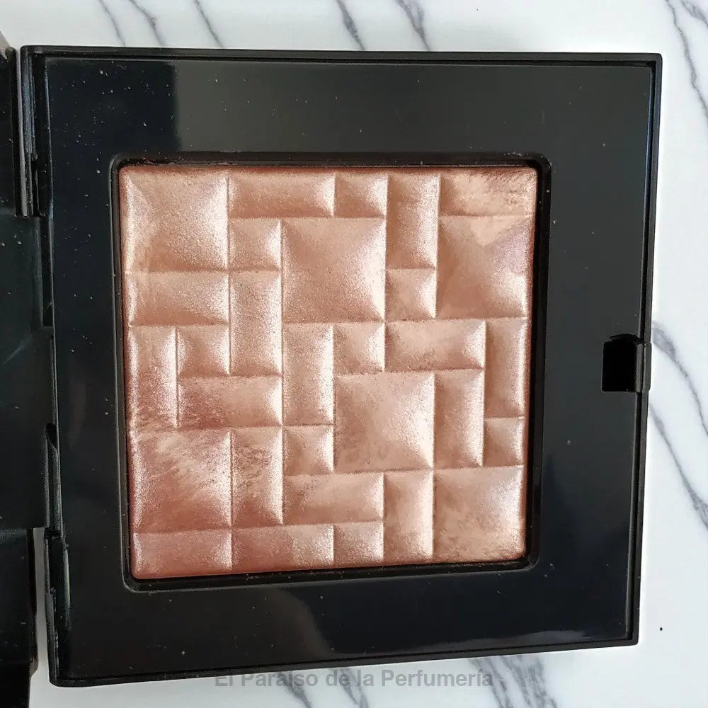 Bobbi Brown Highlighting Powder - Tawny Glow - iluminador