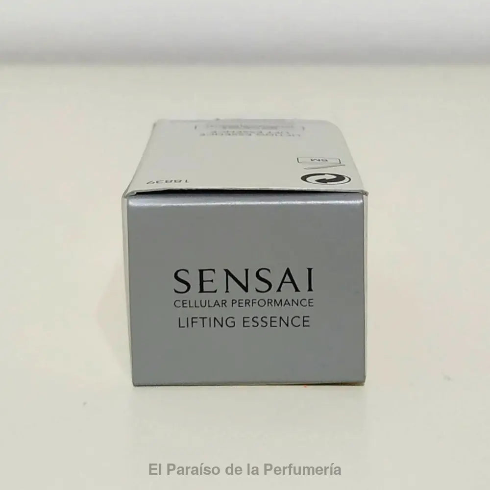 Cellular Performance Lifting Essence: Esencia Facial Antiedad para una Piel Firme - Serum