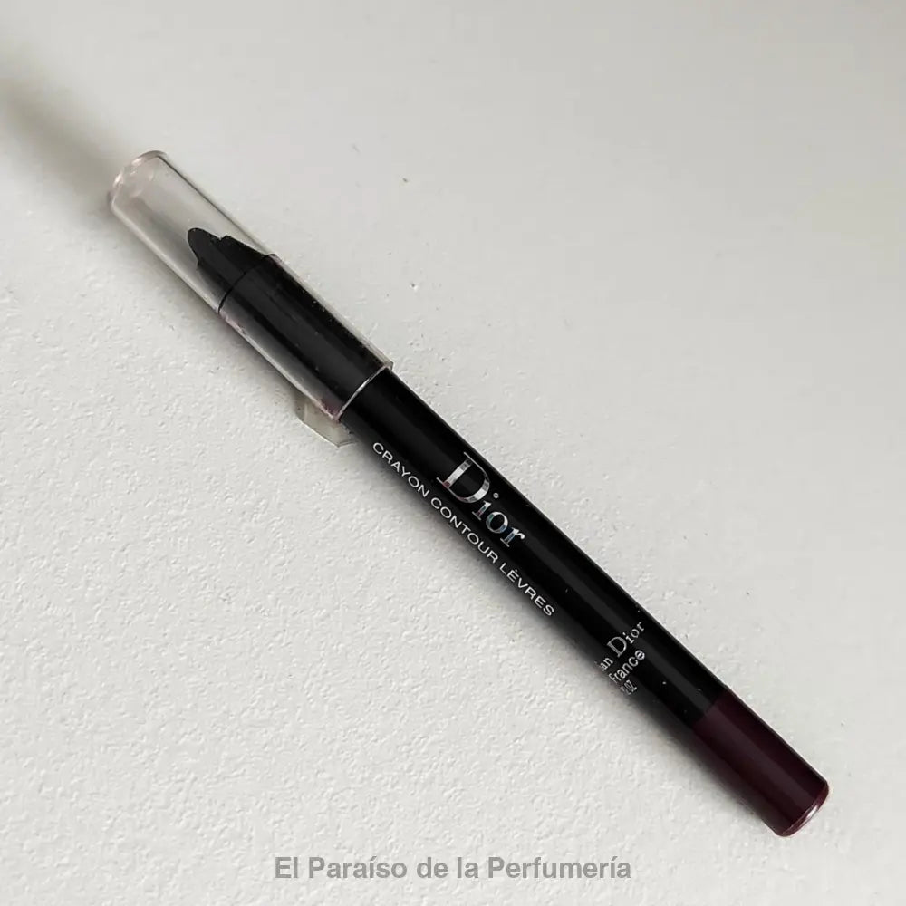 Contour Lipliner Pencil - 962 Poison Matte - Perfilador de Labios - delineador de labios