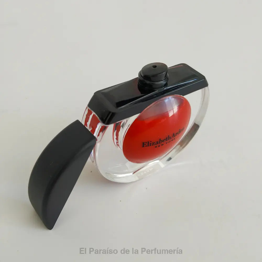 Elizabeth Arden Sheer Kiss Lip Oil - 04 Rejuvenating Red - brillo de labios