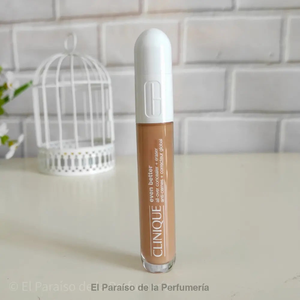 Even Better All Over Concealer + Eraser CN 58 Honey: Corrector de alta cobertura - Corrector