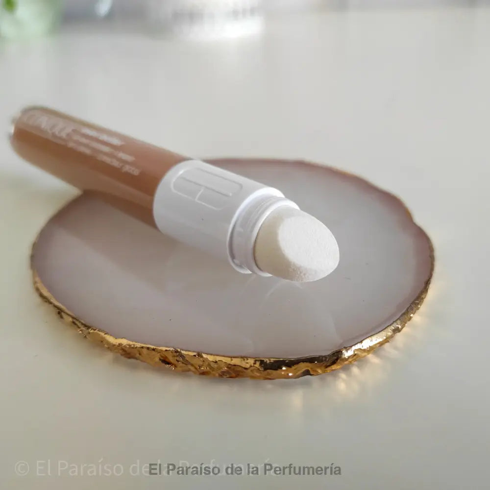 Even Better All Over Concealer + Eraser CN 58 Honey: Corrector de alta cobertura - Corrector