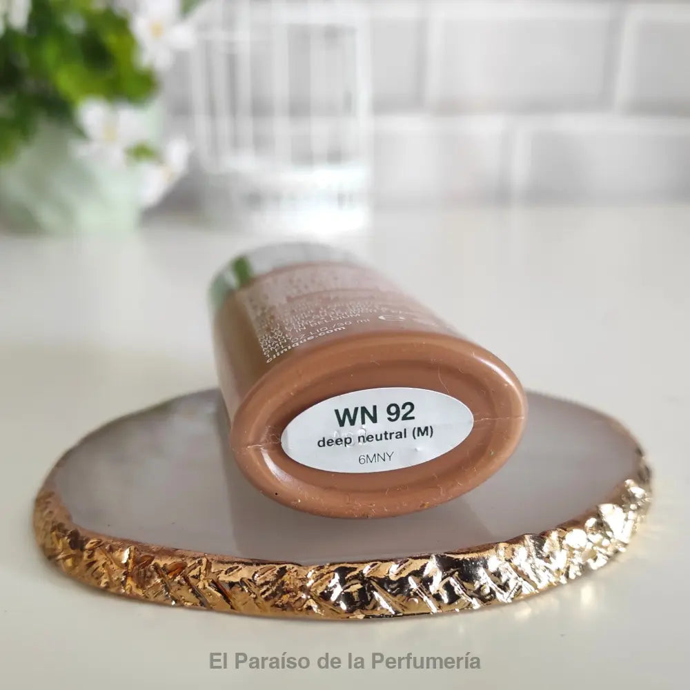 Even Better - WN 92 Deep Neutral - Base de Maquillaje - base de maquillaje