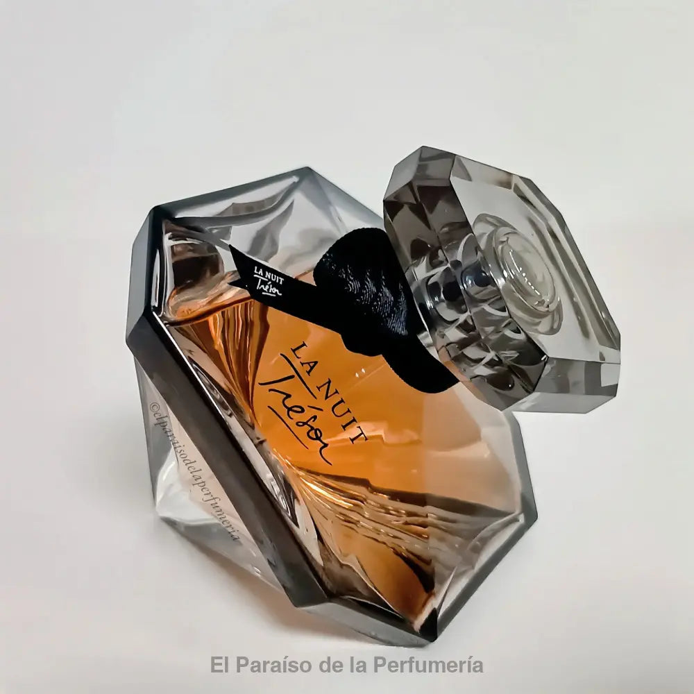 La Nuit Trésor - Eau de Parfum: El elixir de la seducción nocturna - Perfume