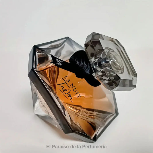 La Nuit Trésor - Eau de Parfum: El elixir de la seducción nocturna - Perfume