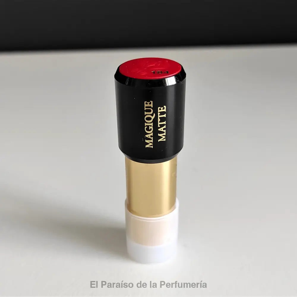 L’Absolu Rouge Matte 184 Magique: Labial Mate Intenso y Duradero - Barra de labios