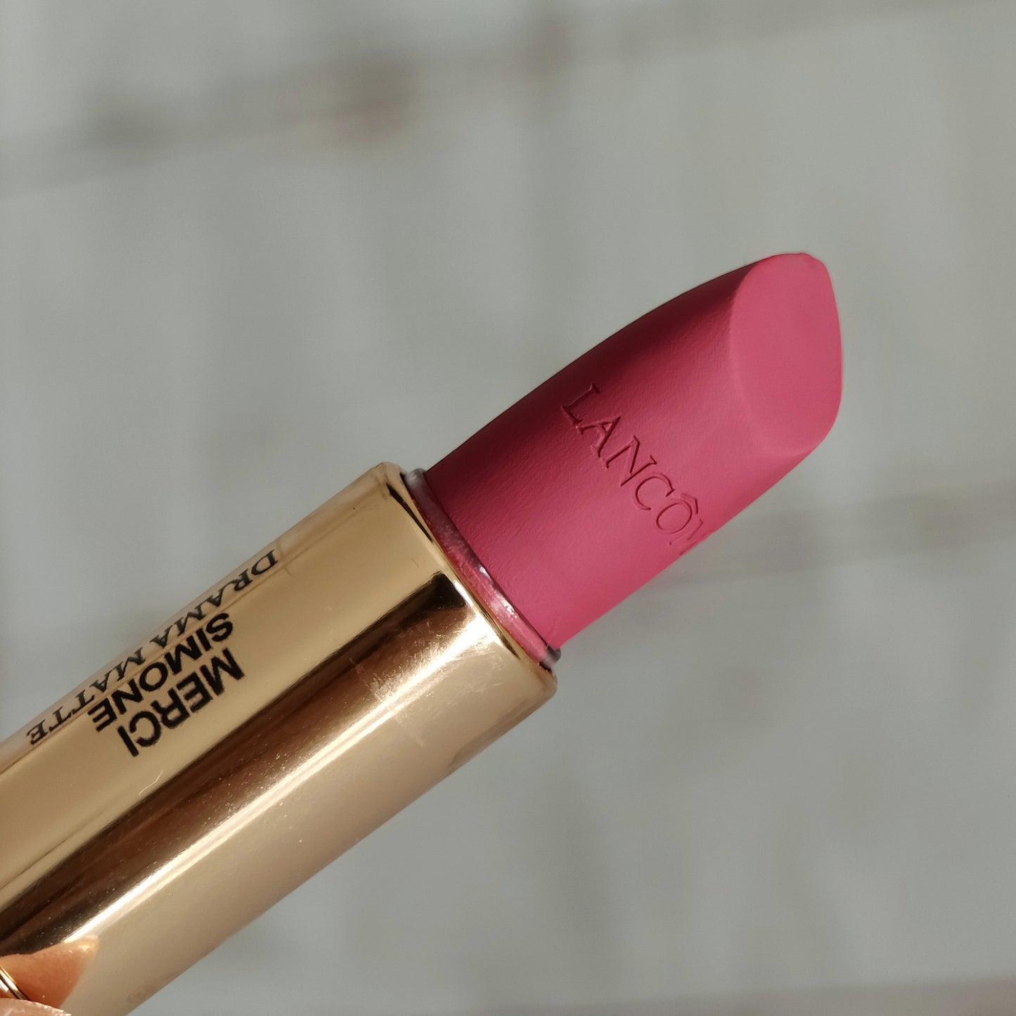 lancome L'Absolu Rouge Drama Matte 290 Merci Simone