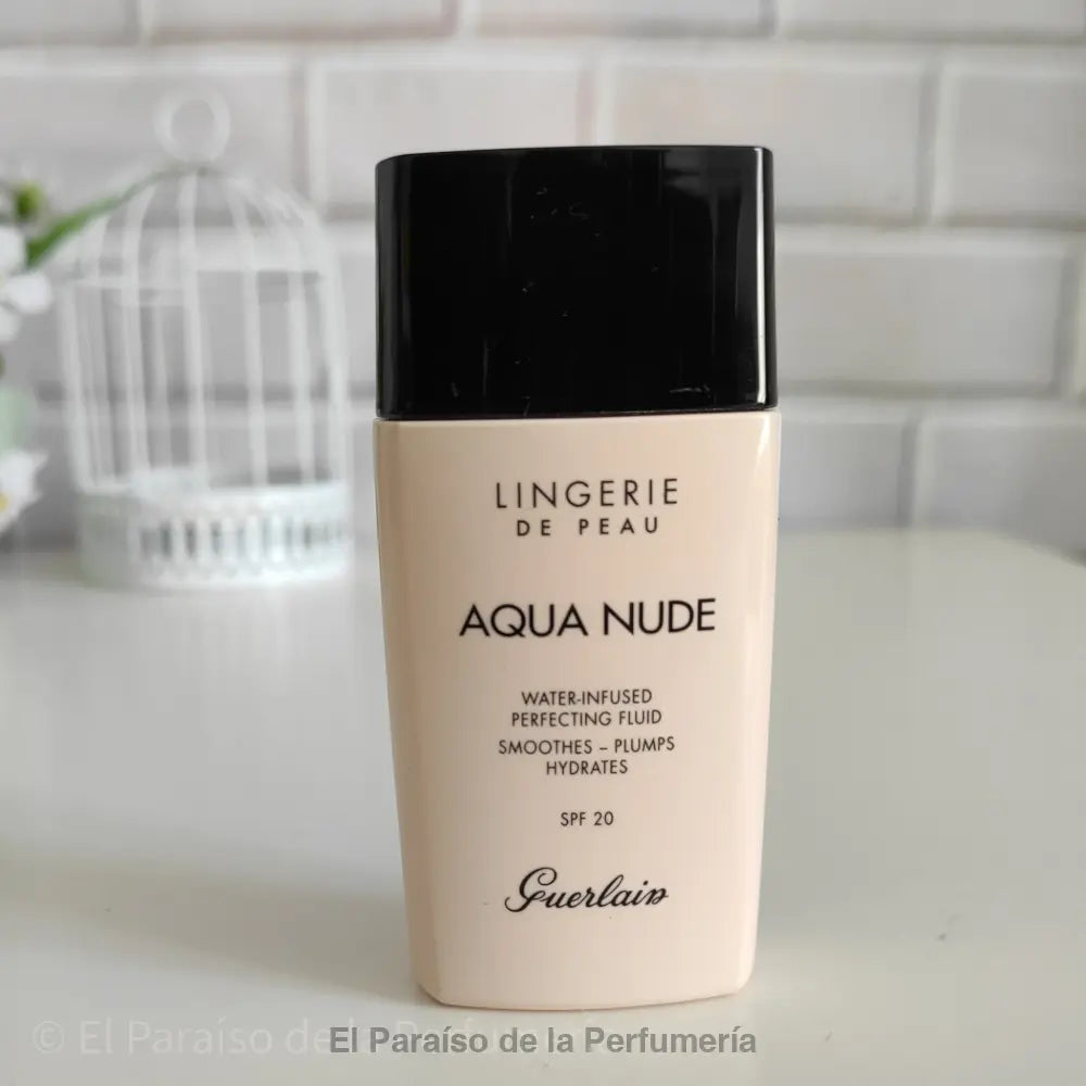 Lingerie de Peau Aqua Nude 00N - Base de maquillaje fluida ultraligera - base de maquillaje