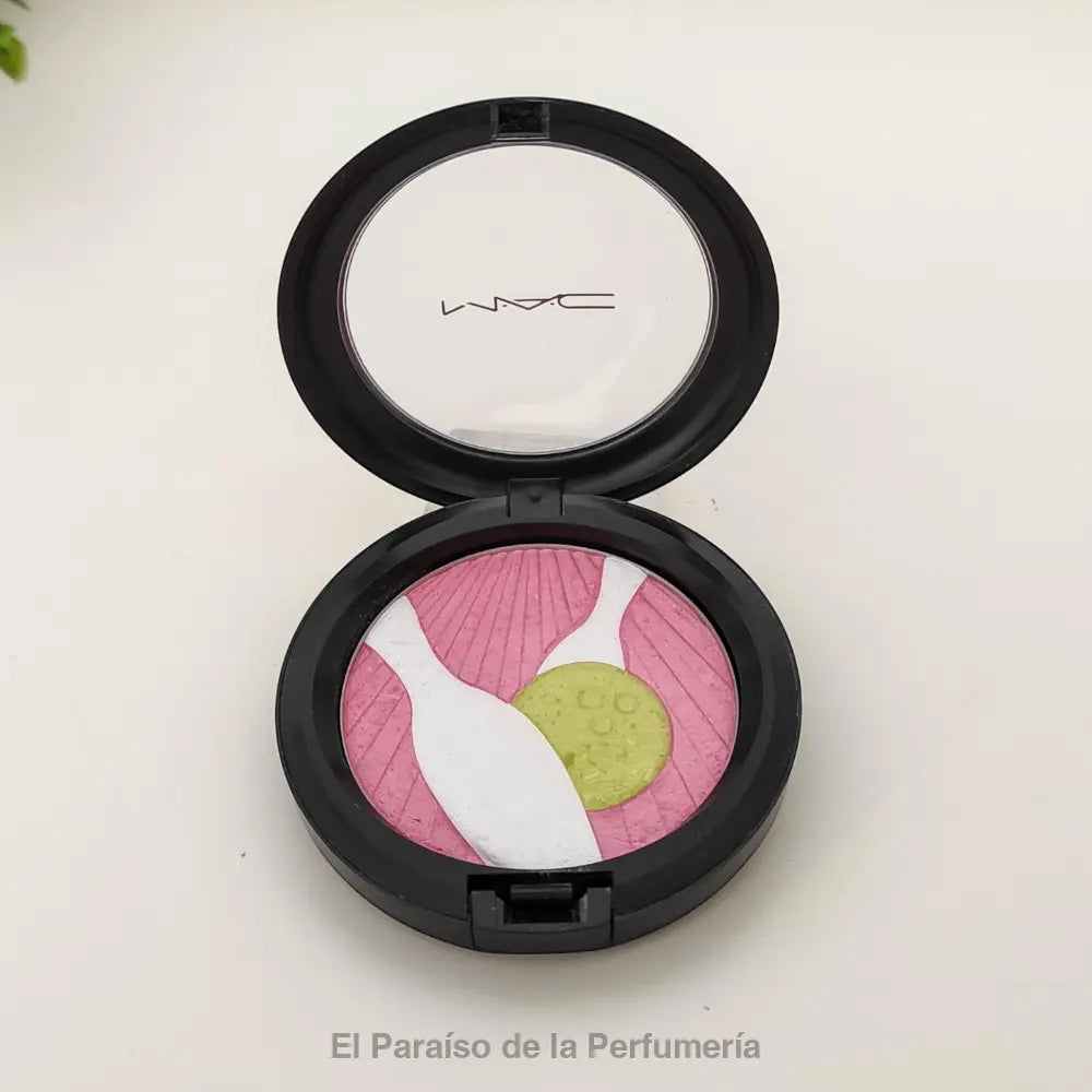 Pearlmatte Face Powder - Trophy | Polvo facial perlado para un acabado aterciopelado - polvo compacto