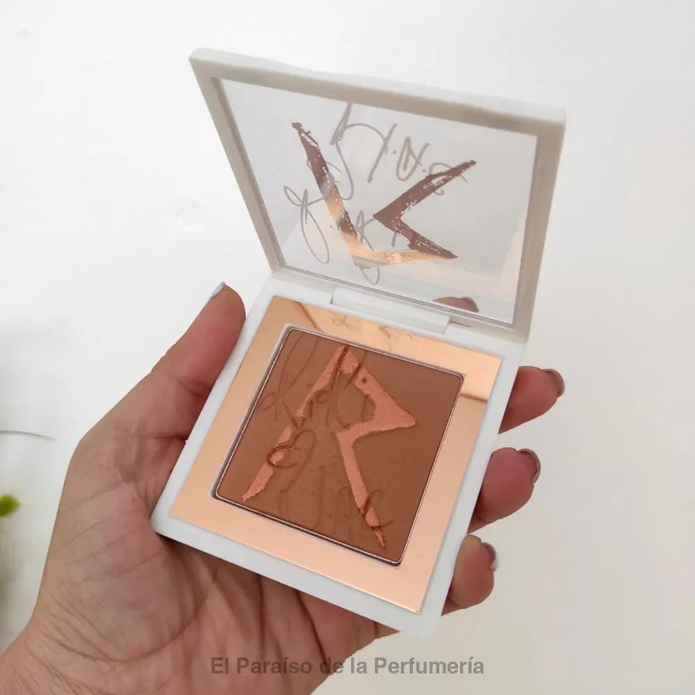 RIRI Hearts Holiday Collection Bronzing Powder Love Rihanna - POLVOS