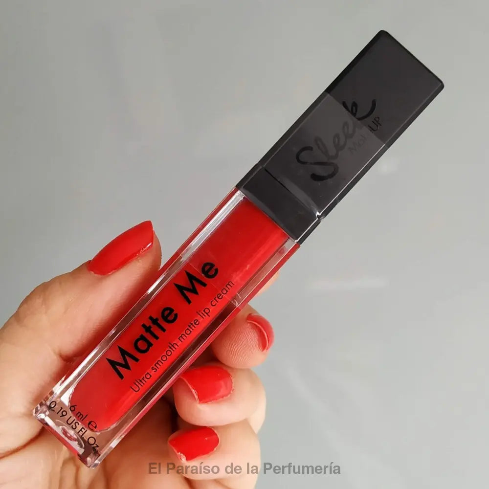 SLEEK Ultra Smooth Matte Lip Cream - 433 Rioja Red 6 ml - Barra de labios