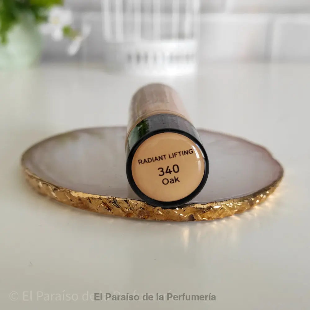 Synchro Skin Radiant Lifting #340 Oak 10 ml - base de maquillaje