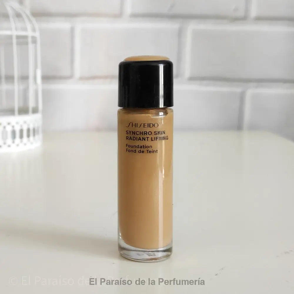 Synchro Skin Radiant Lifting #340 Oak 10 ml - base de maquillaje
