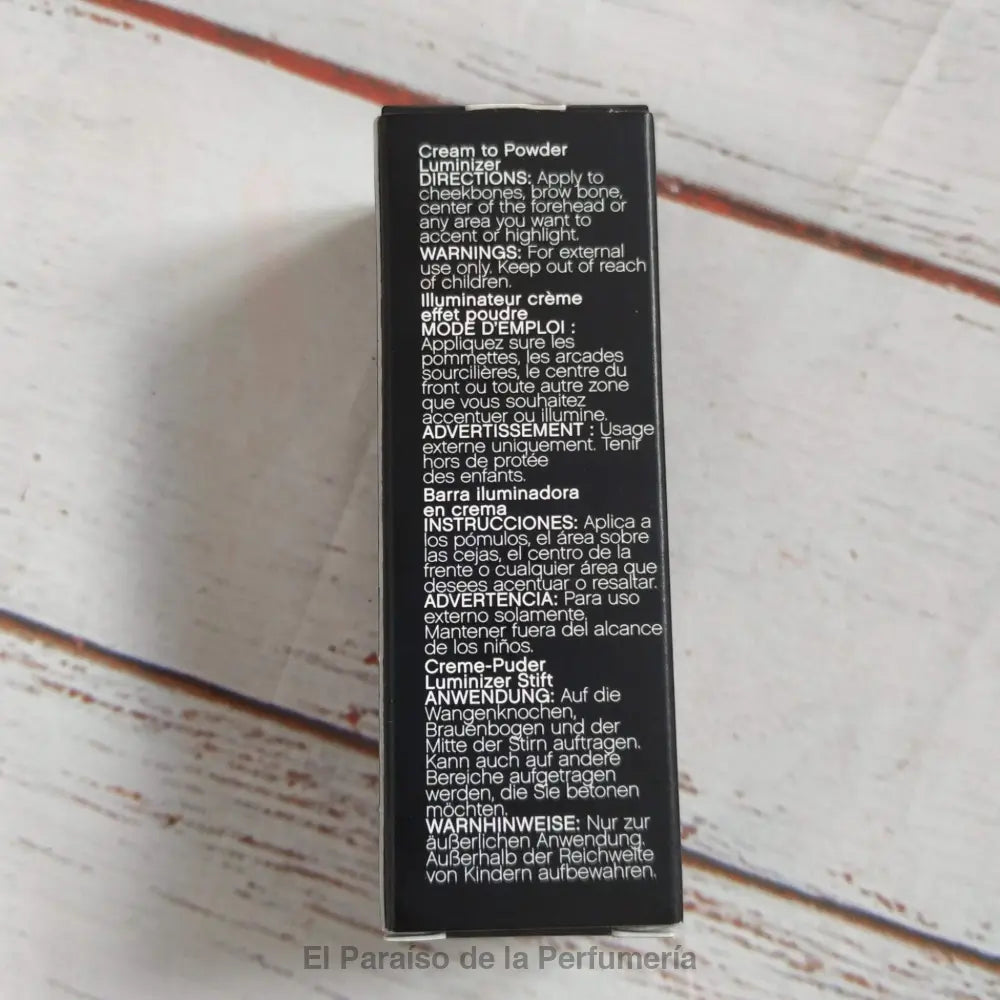 Touch à la Mode - Cream to Powder Luminizer - Benevolent - Iluminador en Barra - iluminador