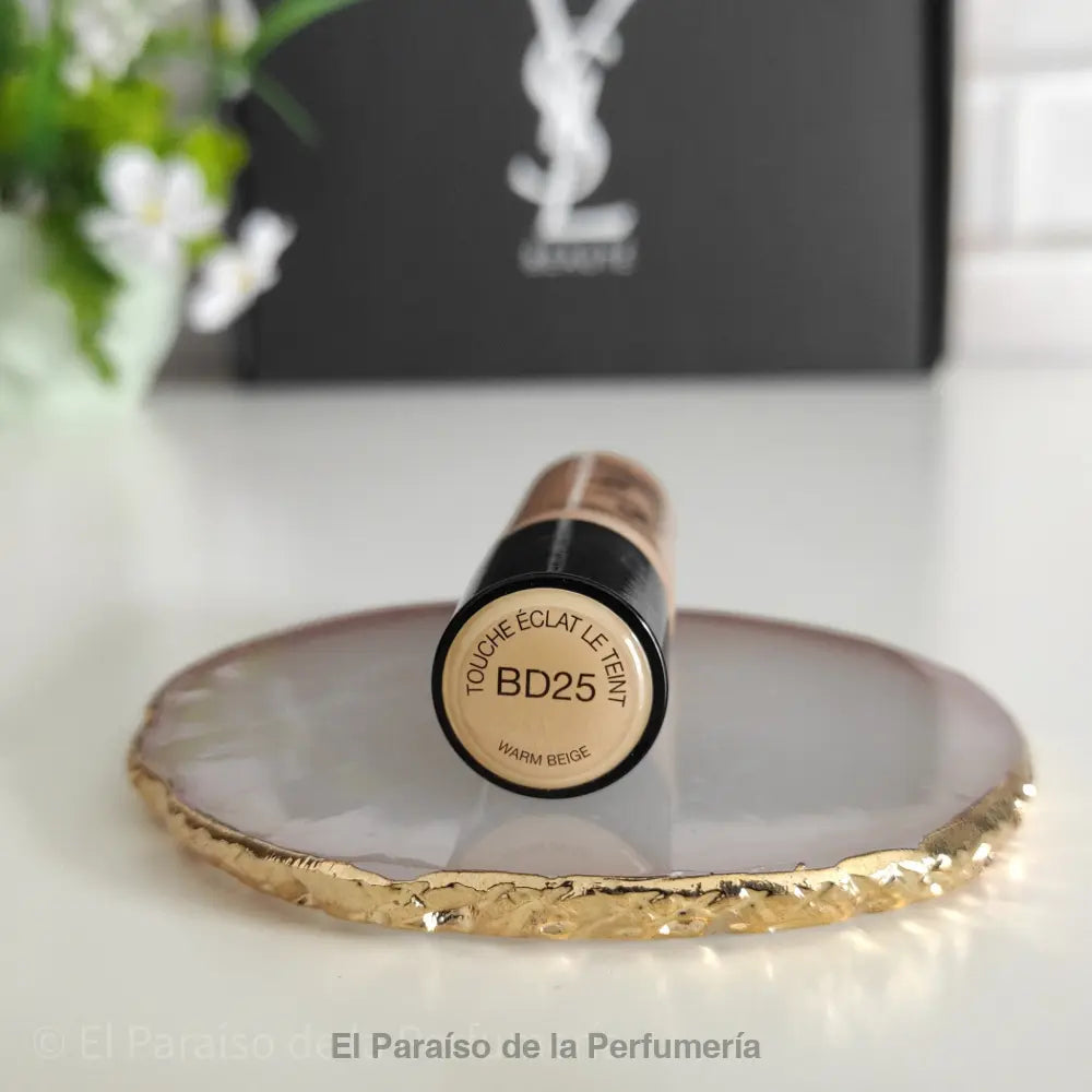 Touche Eclat Le Teint - BD25 Warm Beige - Base de Maquillaje - base de maquillaje