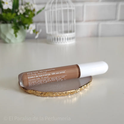 Even Better All Over Concealer + Eraser CN 90 Sand: High coverage concealer