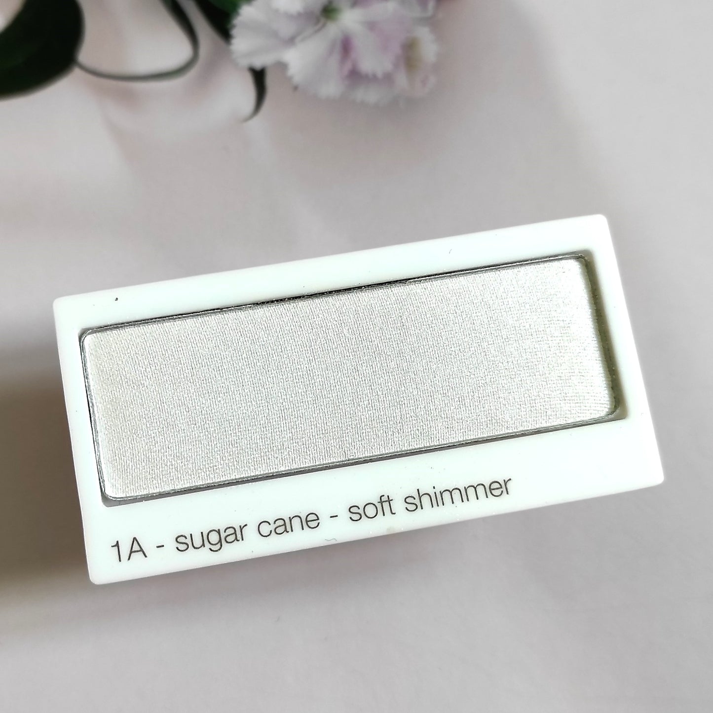 All About Shadow Soft Shimmer - 1A Sugar Cane - Sombra de Ojos