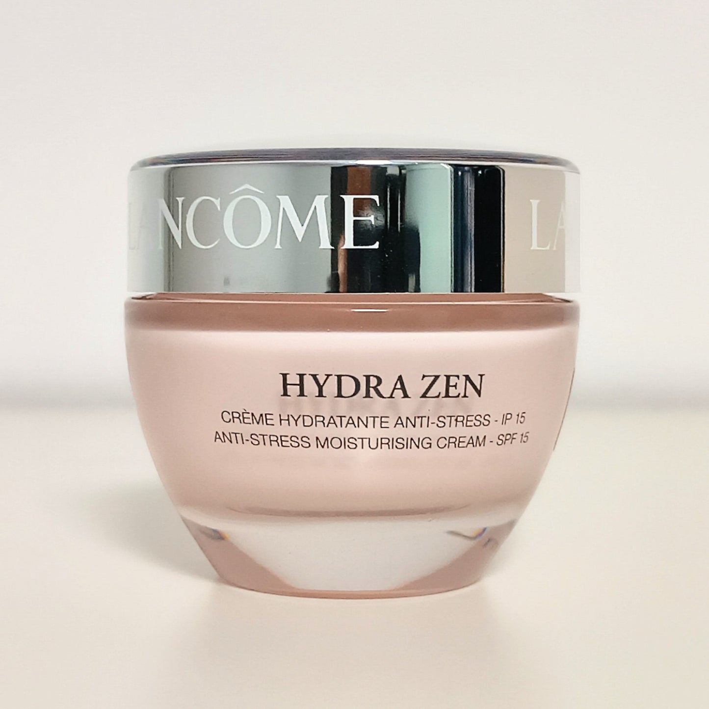 Hydra Zen Anti-Stress Moisturising Cream SPF15 - Crema Calmante e Hidratante ( SIN PRECINTO EXTERIOR )