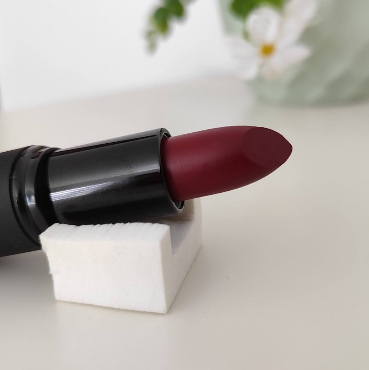 SLEEK True Colour Lipstick Sheen #Cherry