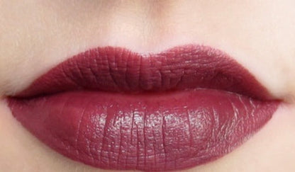 SLEEK True Colour Lipstick Sheen #Smoulder