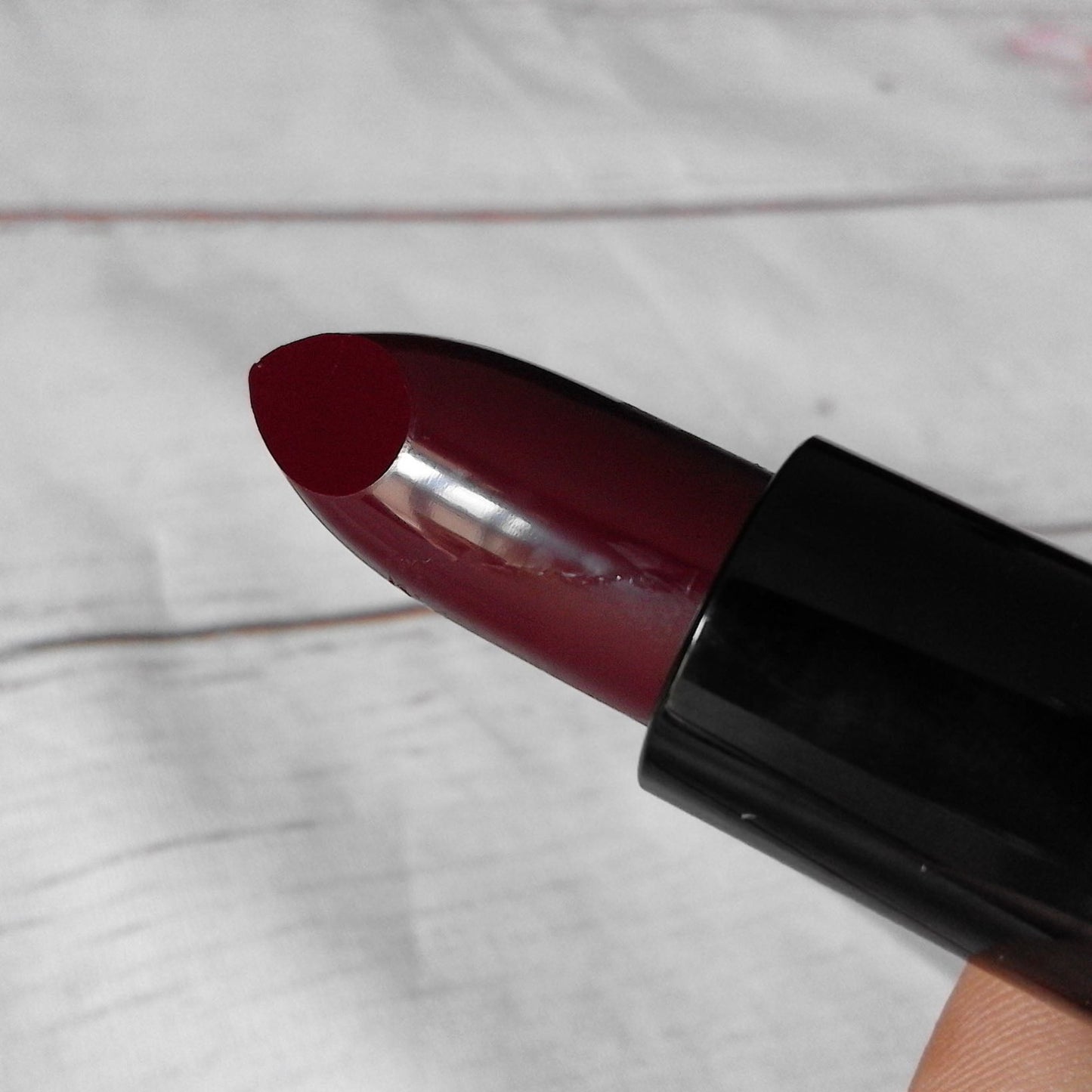 SLEEK True Colour Lipstick Sheen #Smoulder