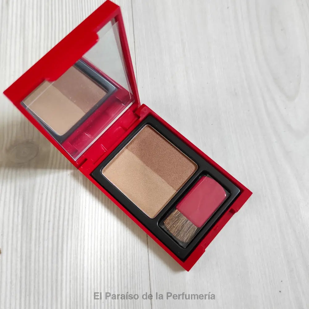 Bronzing Powder Duo - Bronze Beauty: Ilumina tu rostro con un bronceado natural y radiante - Polvo bronceador