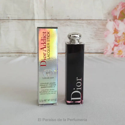 DiorAddict Lacquer Stick - 877 Turn Me Dior - Barra de Labios - Barra de labios