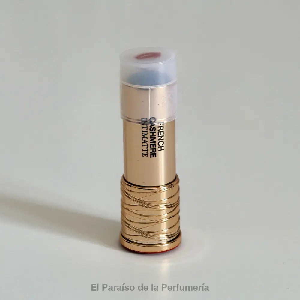 L’Absolu Rouge Intimatte 299 French Cashmere: Barra de labios mate sedosa (Punta Dañada) - Barra de labios