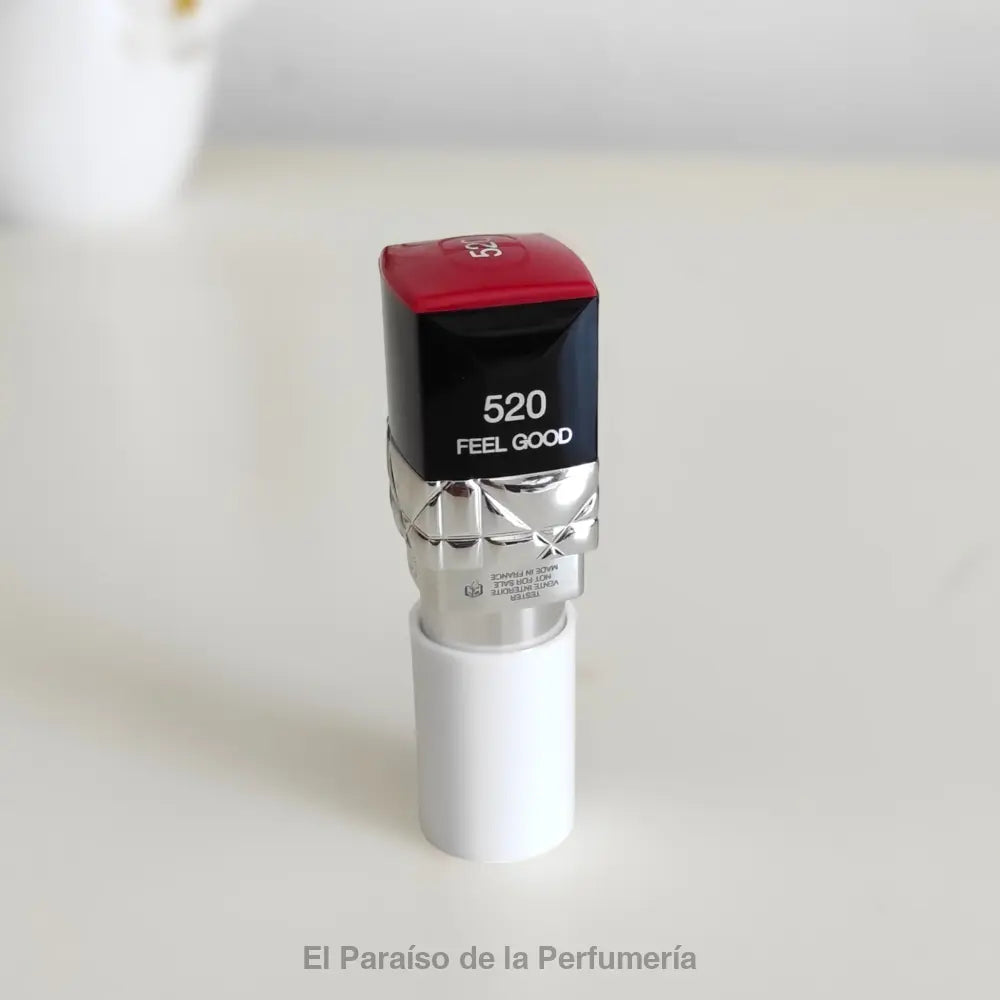 Rouge Lipstick - 520 Feel Good - Barra de Labios - Barra de labios