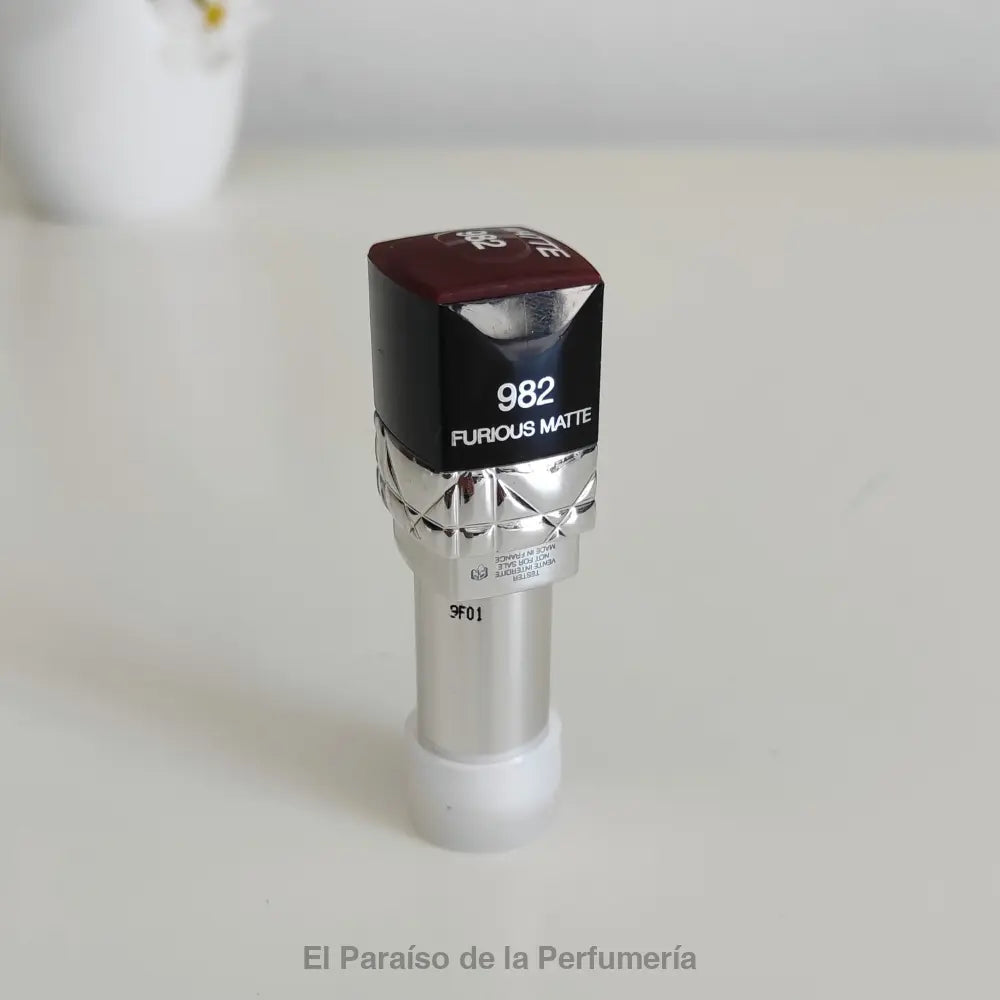 Rouge Lipstick - 982 Furious Matte - Barra de Labios Mate - Barra de labios