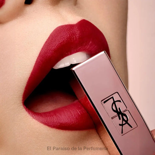 Rouge Pur Couture The Slim Glow Matte - 204 Private Carmine - Barra de Labios - Barra de labios