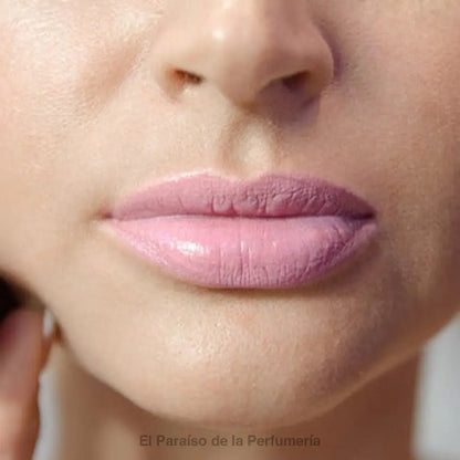 SLEEK True Colour Lipstick Sheen #Baby Doll - Barra de labios