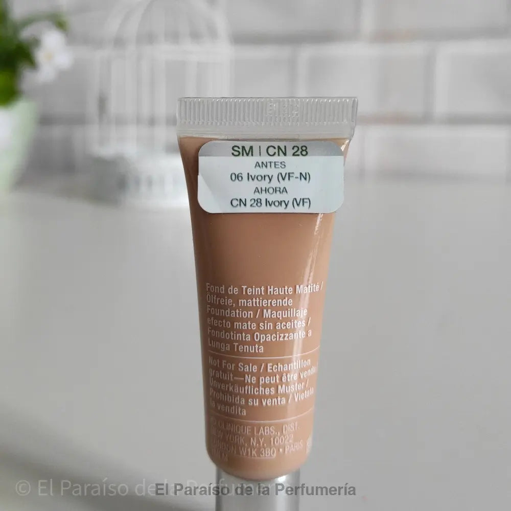 Stay Matte Oil-Free - CN 28 (antes 06) Ivory - Base de Maquillaje Mate 7 ml - base de maquillaje