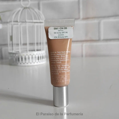 Stay Matte Oil-Free - CN 28 (antes 06) Ivory - Base de Maquillaje Mate 7 ml - base de maquillaje