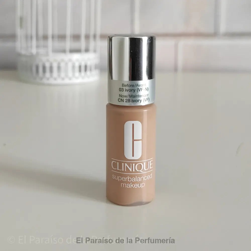 Superbalanced - CN 28 Ivory - Base de Maquillaje 7 ml - base de maquillaje
