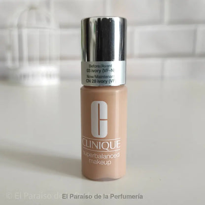 Superbalanced - CN 28 Ivory - Base de Maquillaje 7 ml - base de maquillaje
