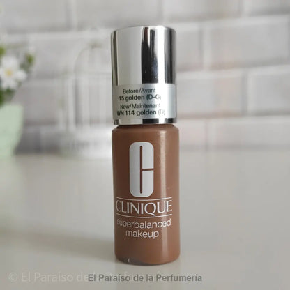 Superbalanced - WN 114 Golden - Base de Maquillaje 7 ml - base de maquillaje