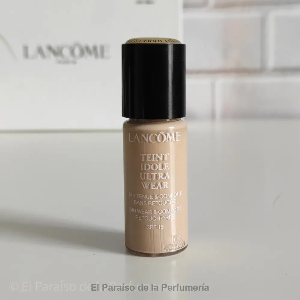 Teint Idole Ultra Wear #025 Beige Lin 10 ml - base de maquillaje